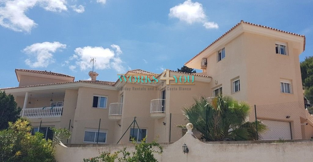 5 Bedroom Villa Alfaz Del Pi