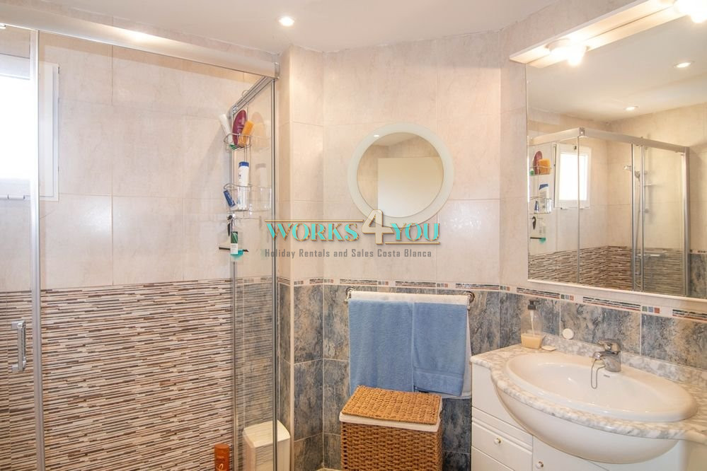 Family home with garage, La Nucia – foto 17