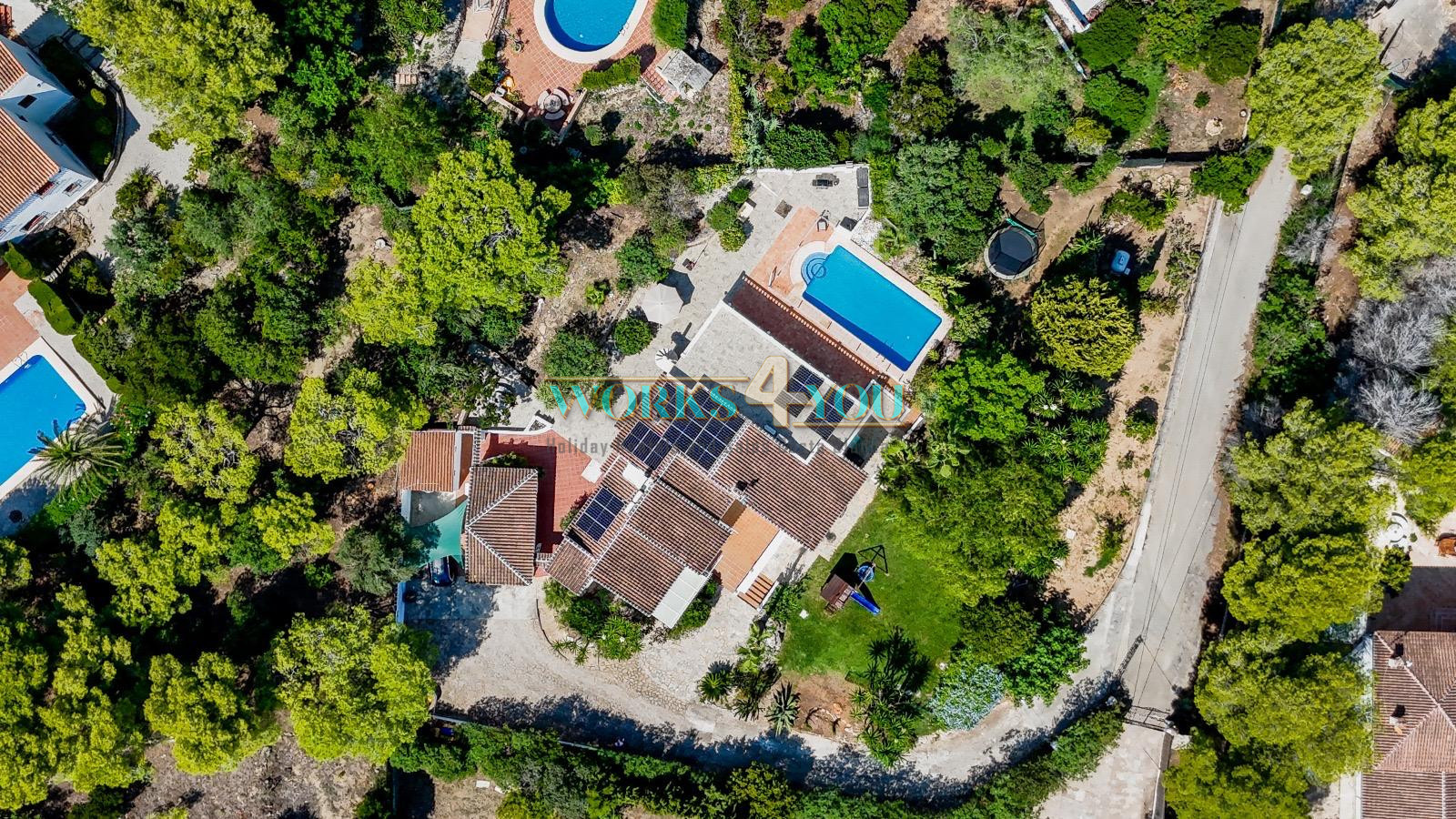 Large completely renovated 7 bedroom villa located in the beautiful Campo of Javea – foto 2