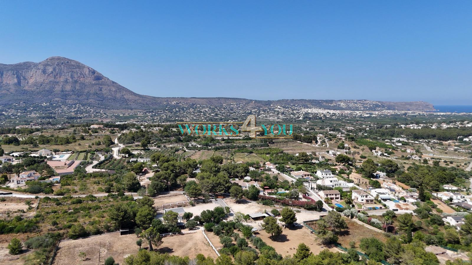 Large completely renovated 7 bedroom villa located in the beautiful Campo of Javea – foto 30