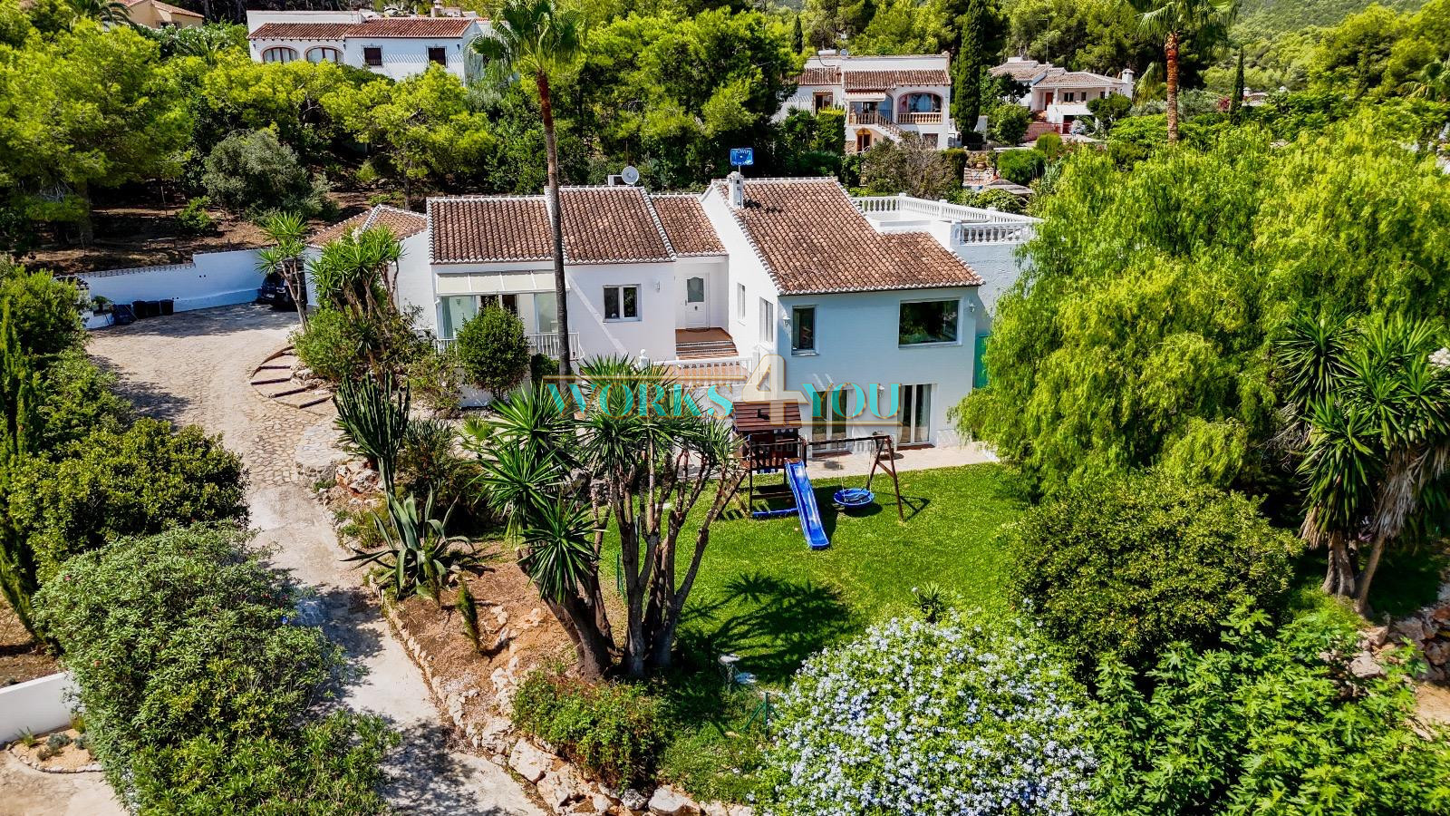 Large completely renovated 7 bedroom villa located in the beautiful Campo of Javea – foto 34