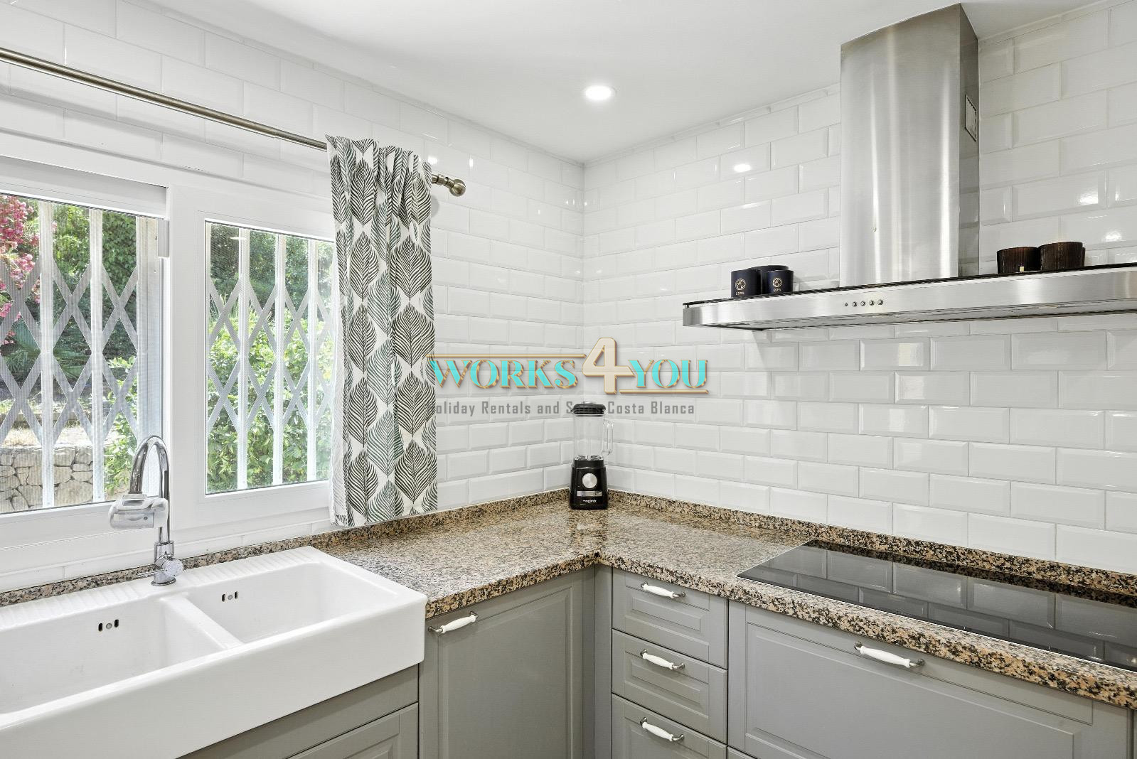 Large completely renovated 7 bedroom villa located in the beautiful Campo of Javea – foto 48