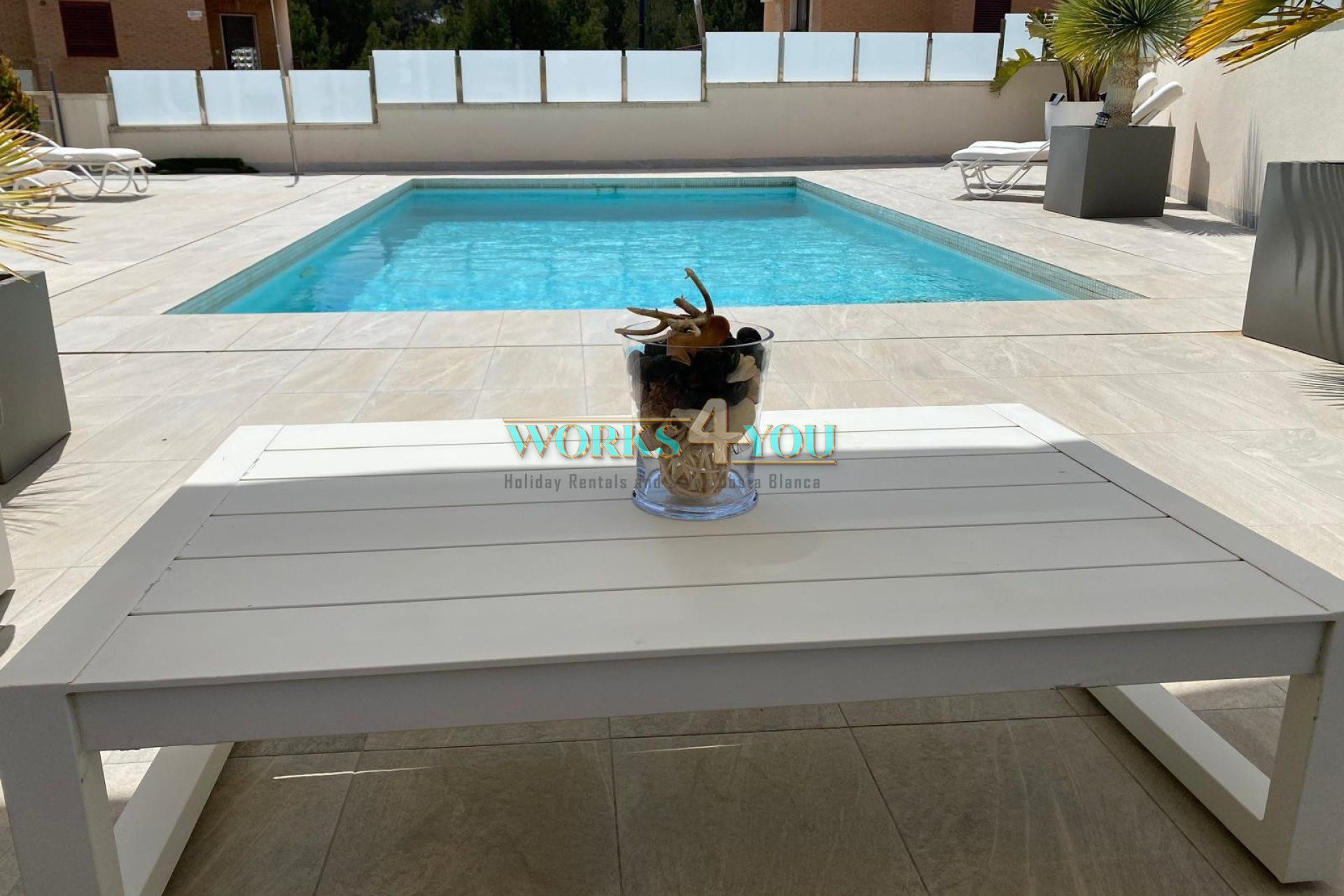 LUXURIOUS MODERN SINGLE-FAMILY HOME WITH SEA VIEW IN COLOMA, LA NUCIA DETACHED HOUSE FOR SALE – foto 24