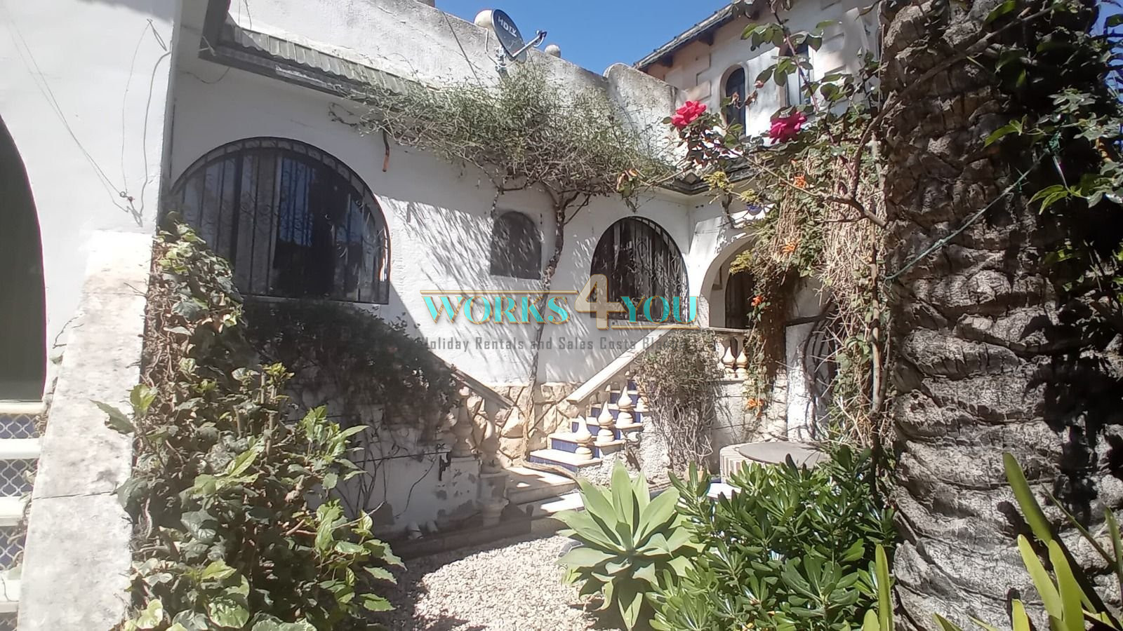 Unique Opportunity in La Galera Baja, Altea – A Characterful Home Full of Potential – foto 16