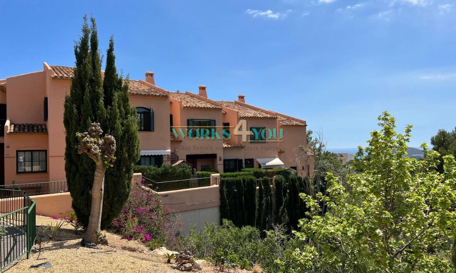 FINESTRAT TERRA MARINA CHALET ADOSADO – foto 2
