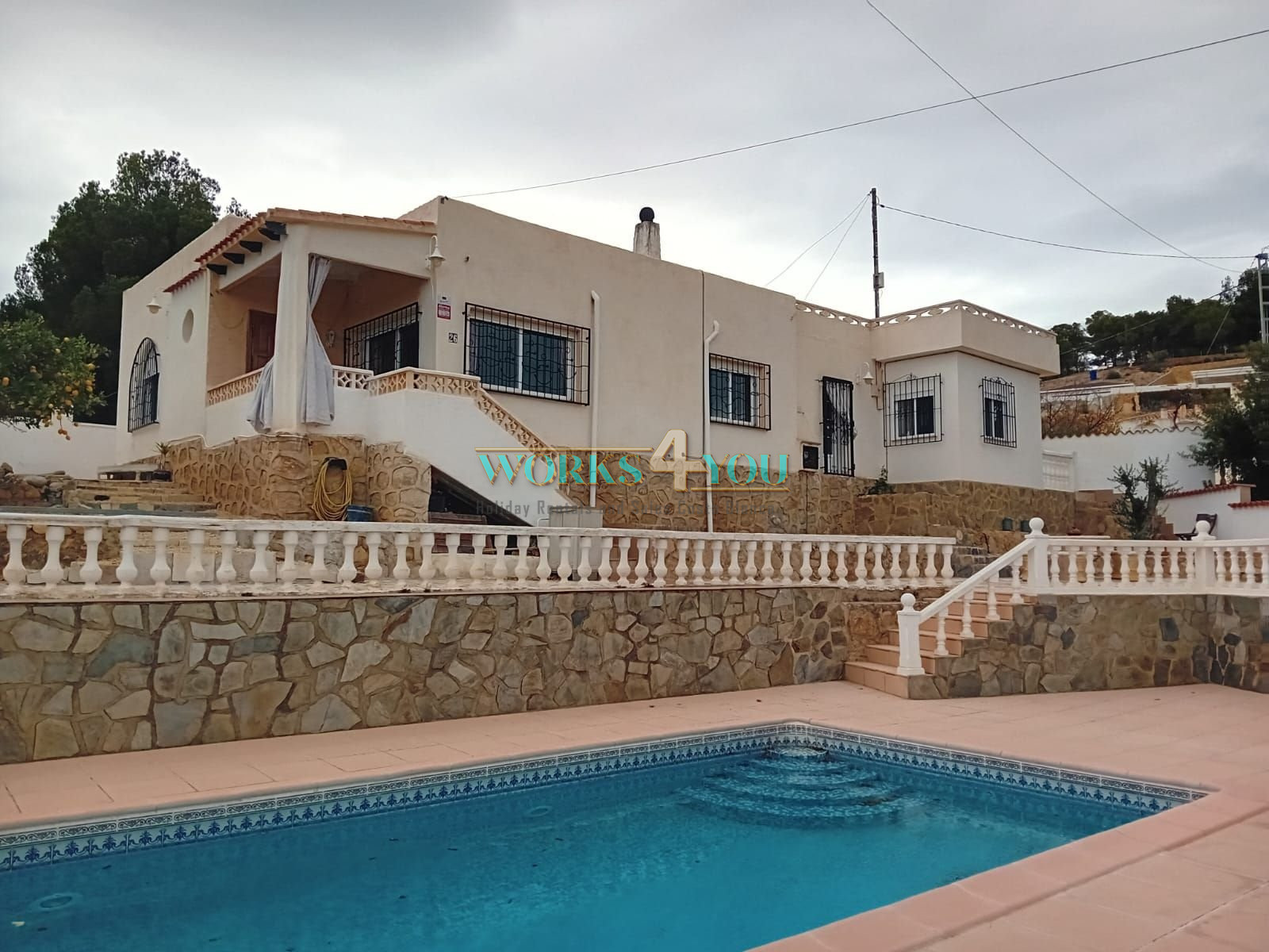 Villa calle Robi