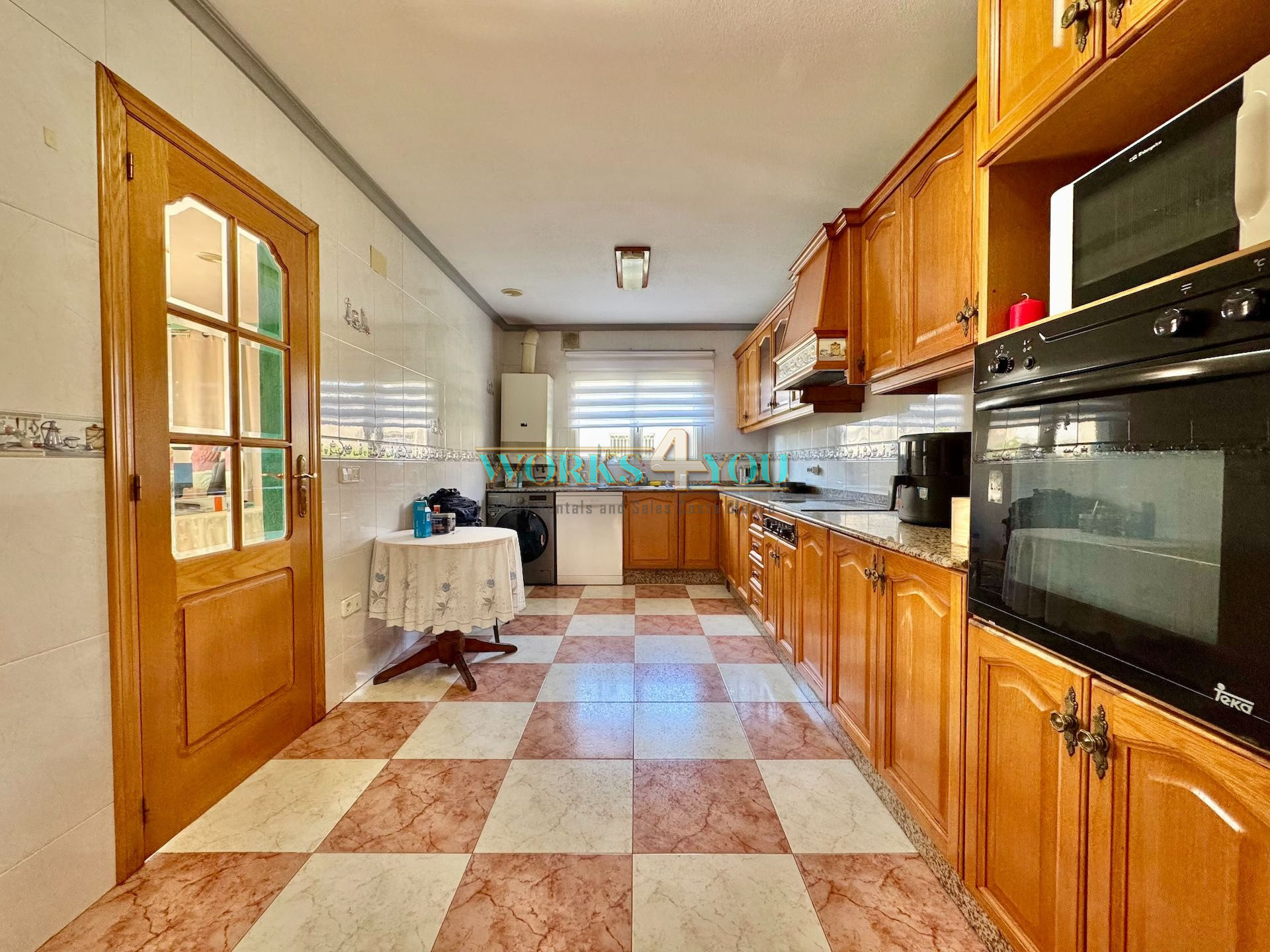Villa with 2 Independent Apartments in Pinar de Garaita, La Nucia – foto 7