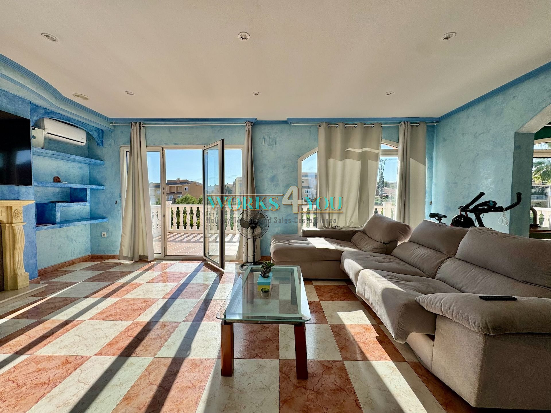 Villa with 2 Independent Apartments in Pinar de Garaita, La Nucia – foto 21