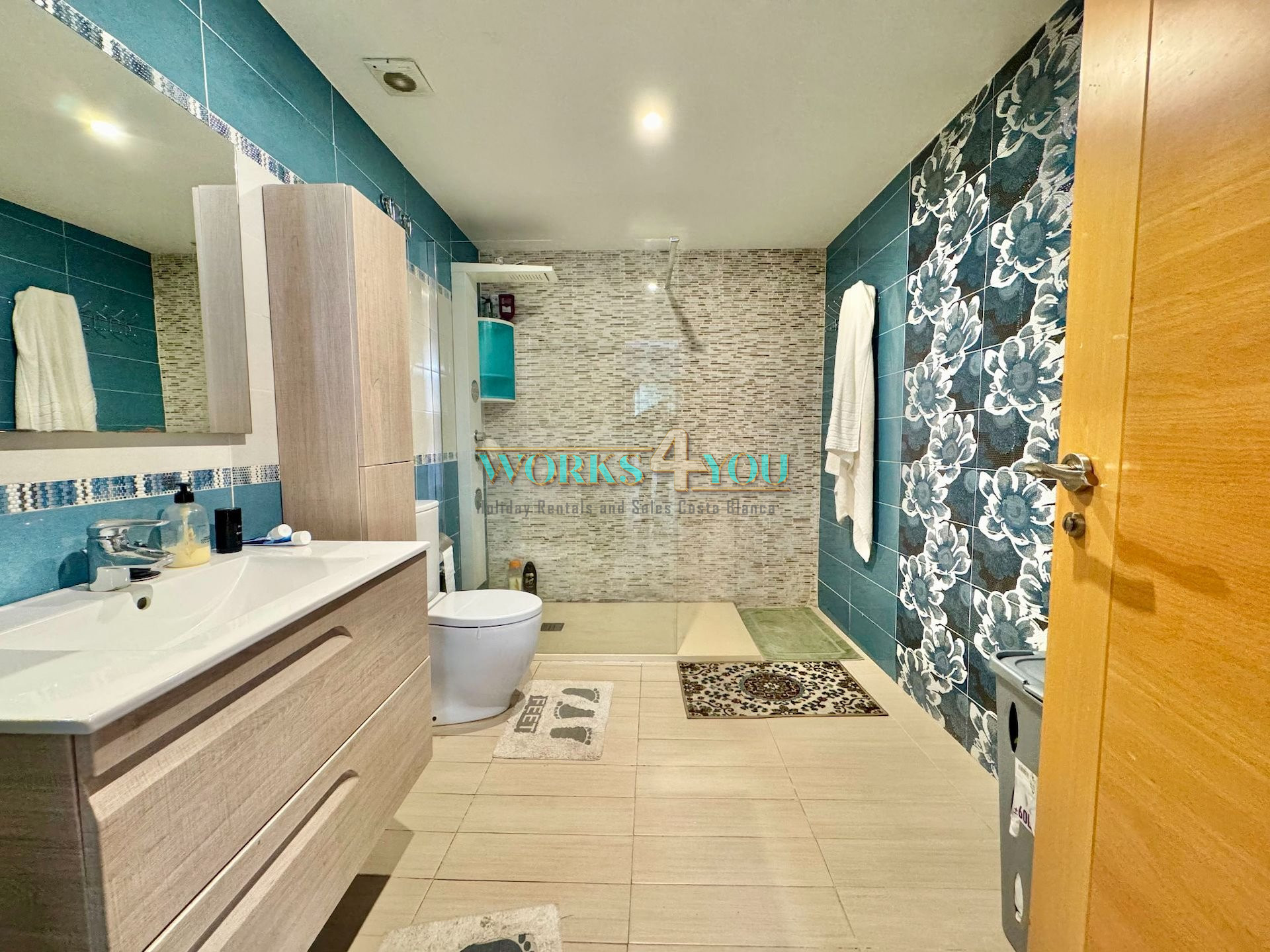 Villa with 2 Independent Apartments in Pinar de Garaita, La Nucia – foto 30