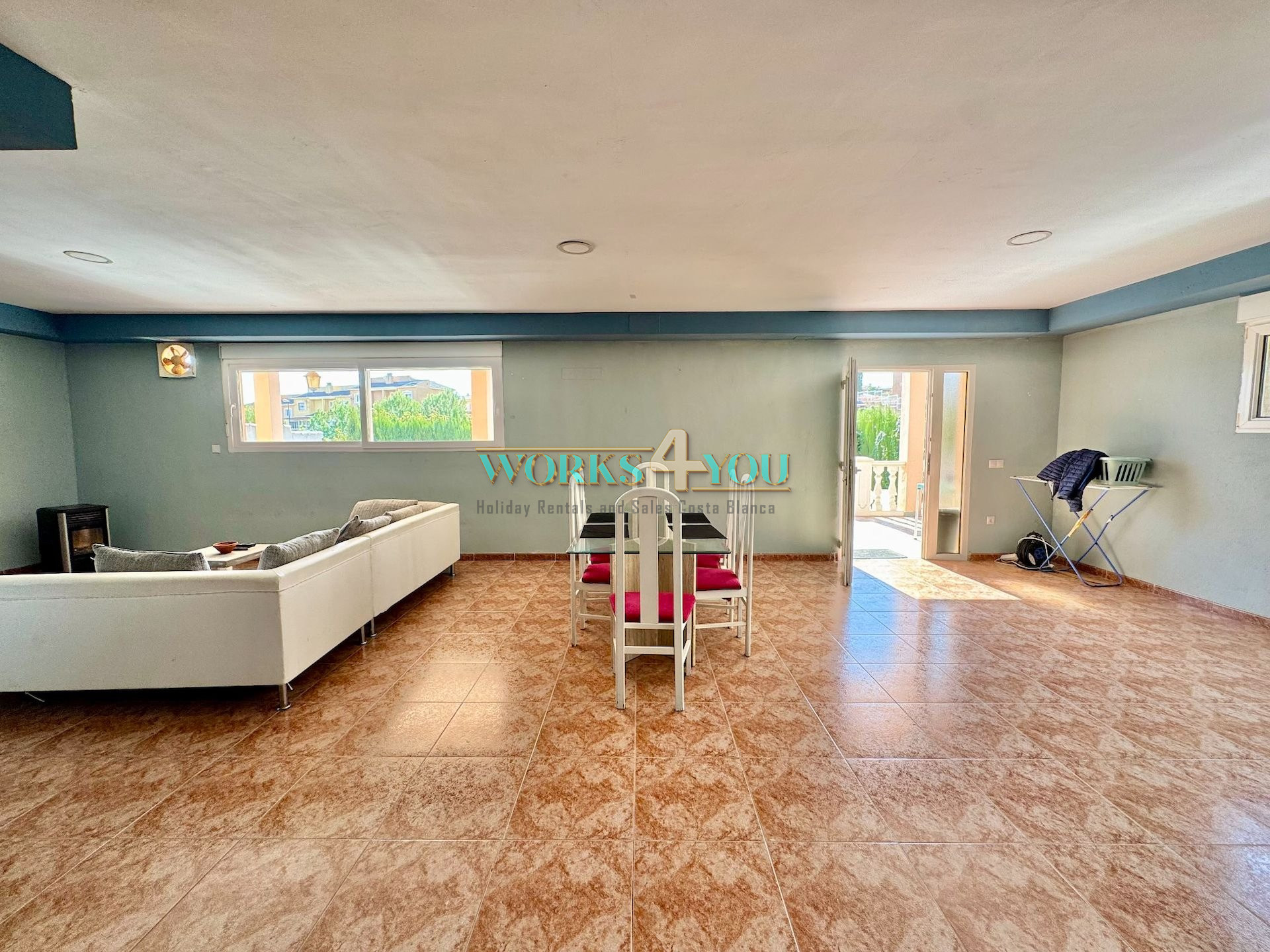 Villa with 2 Independent Apartments in Pinar de Garaita, La Nucia – foto 33