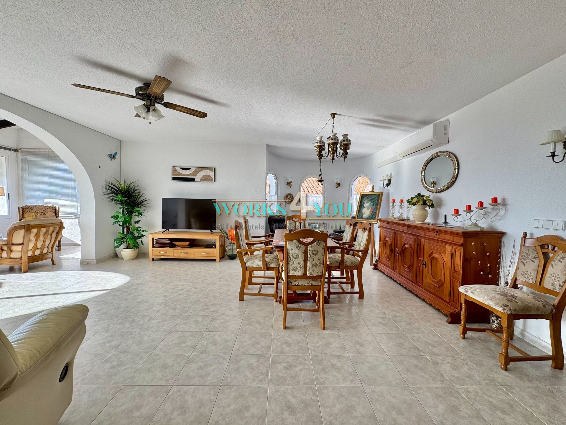 Villa with 3 Apartments in Cautivador, Alfaz del Pi – foto 5