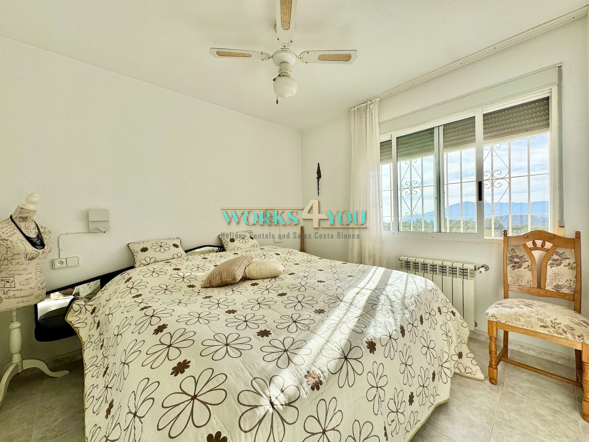 Villa with 3 Apartments in Cautivador, Alfaz del Pi – foto 11