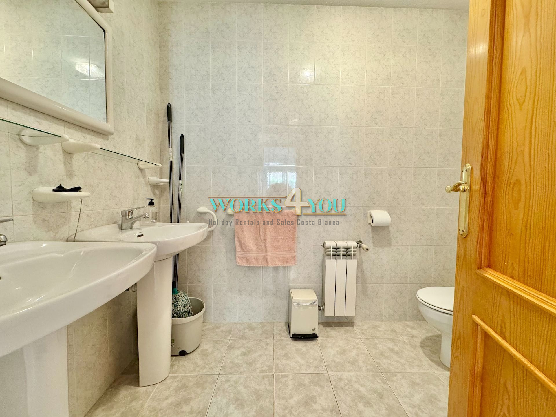 Villa with 3 Apartments in Cautivador, Alfaz del Pi – foto 23