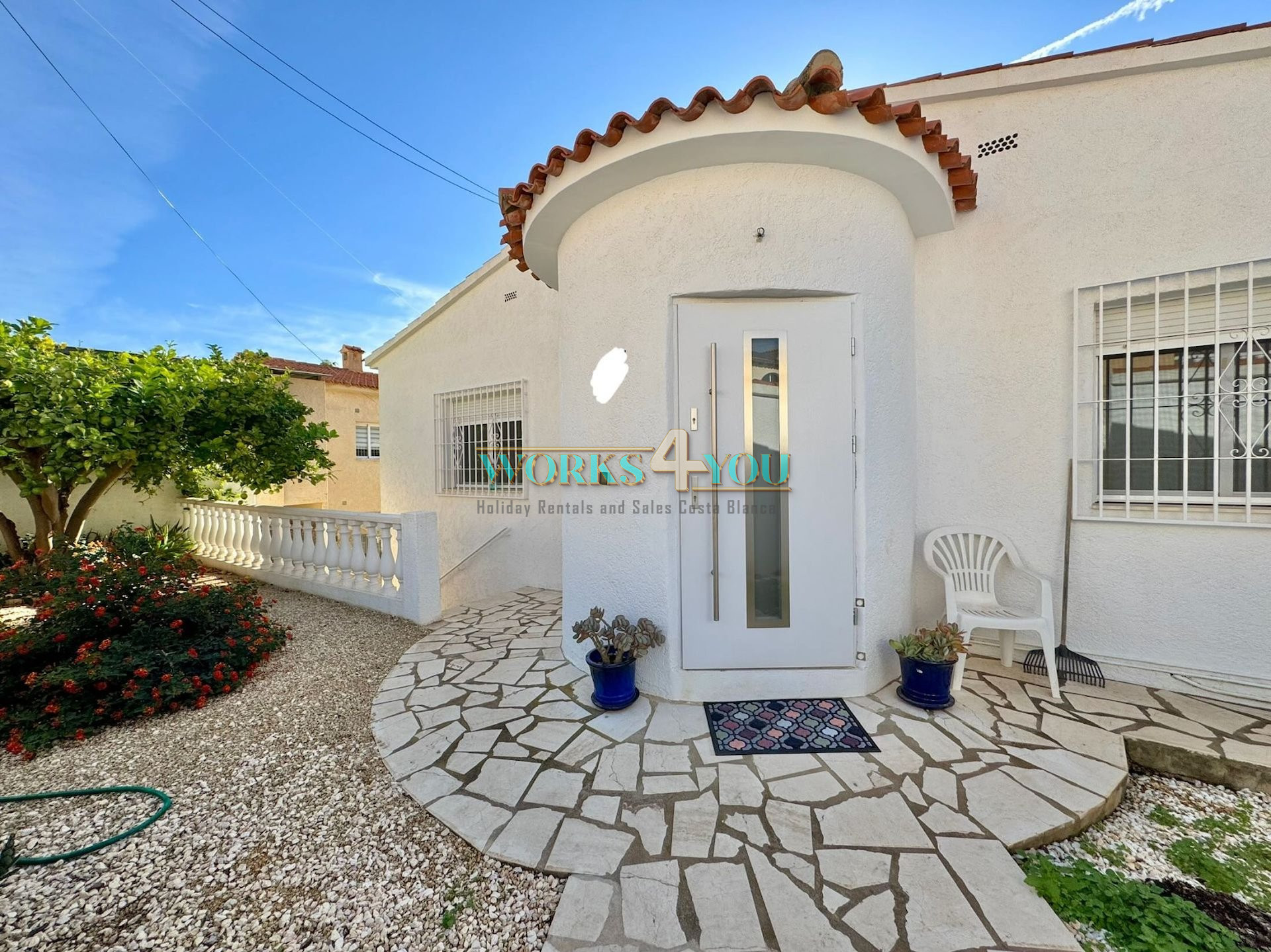 Villa with 3 Apartments in Cautivador, Alfaz del Pi – foto 38