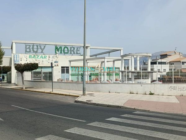 Commercial Property in the Heart of Albir