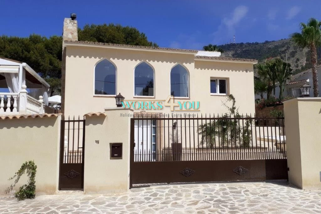 3 Bedroom Villa Albir