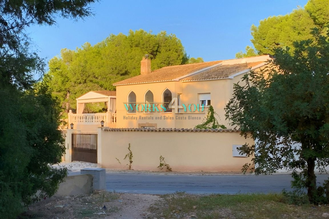 3 Bedroom Villa Albir – foto 3